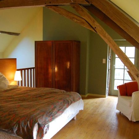 La Tour Bed and Breakfast Marcilly-la-Gueurce Buitenkant foto